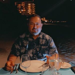 Meet your Posher, Marcos